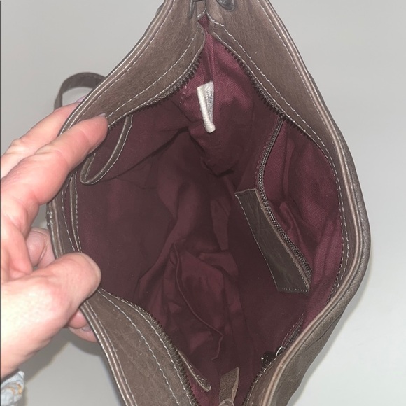 Rock Paper Scissors leather larger cross body bag dark gray/ silver tone preowne - Picture 6 of 16